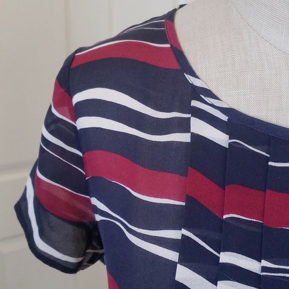 TALBOTS Silk Blouse Navy Blue Burgundy Painterly Stripe Pleats - Picture 6 of 10